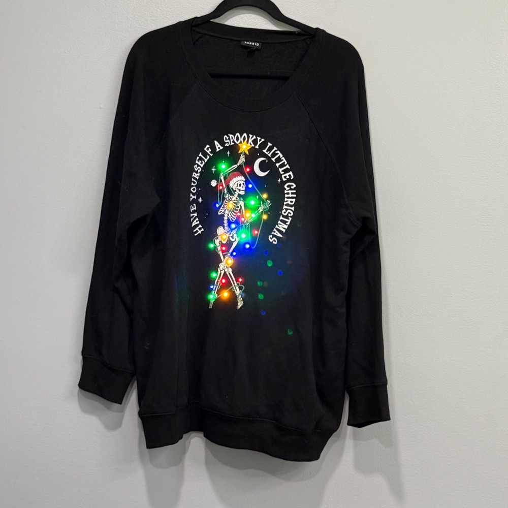 Torrid Spooky Little Christmas Skeleton Light Up Sweatshirt Black Plus Size 2
